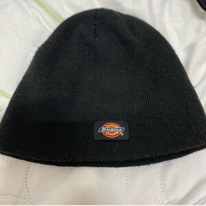 Dickies Classic Black Beanie